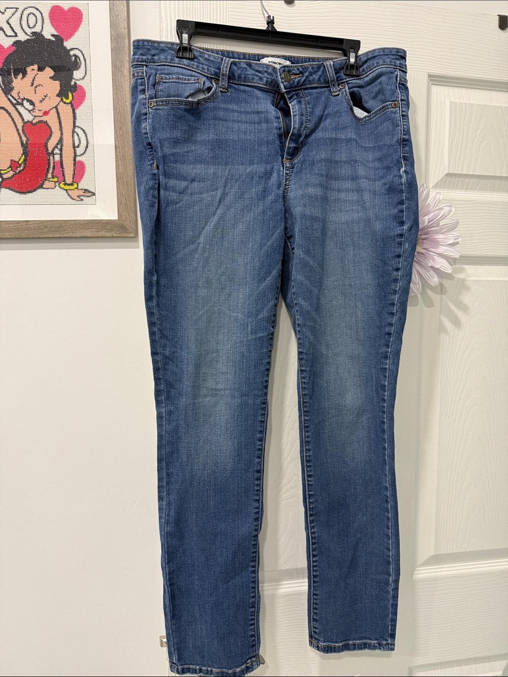 Sonoma Straight-Leg Women's Jeans in Blue Wash